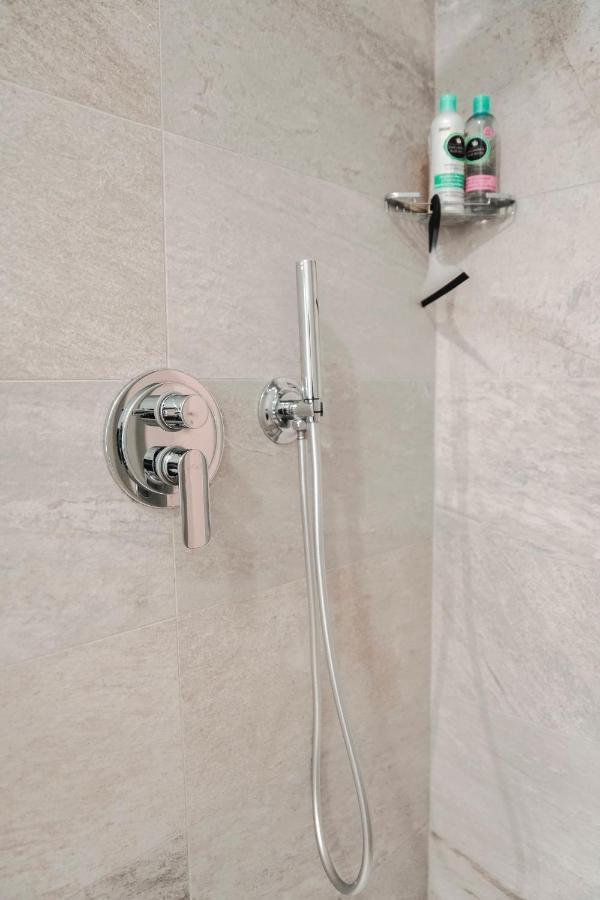 Greencove Milano Bagian luar foto